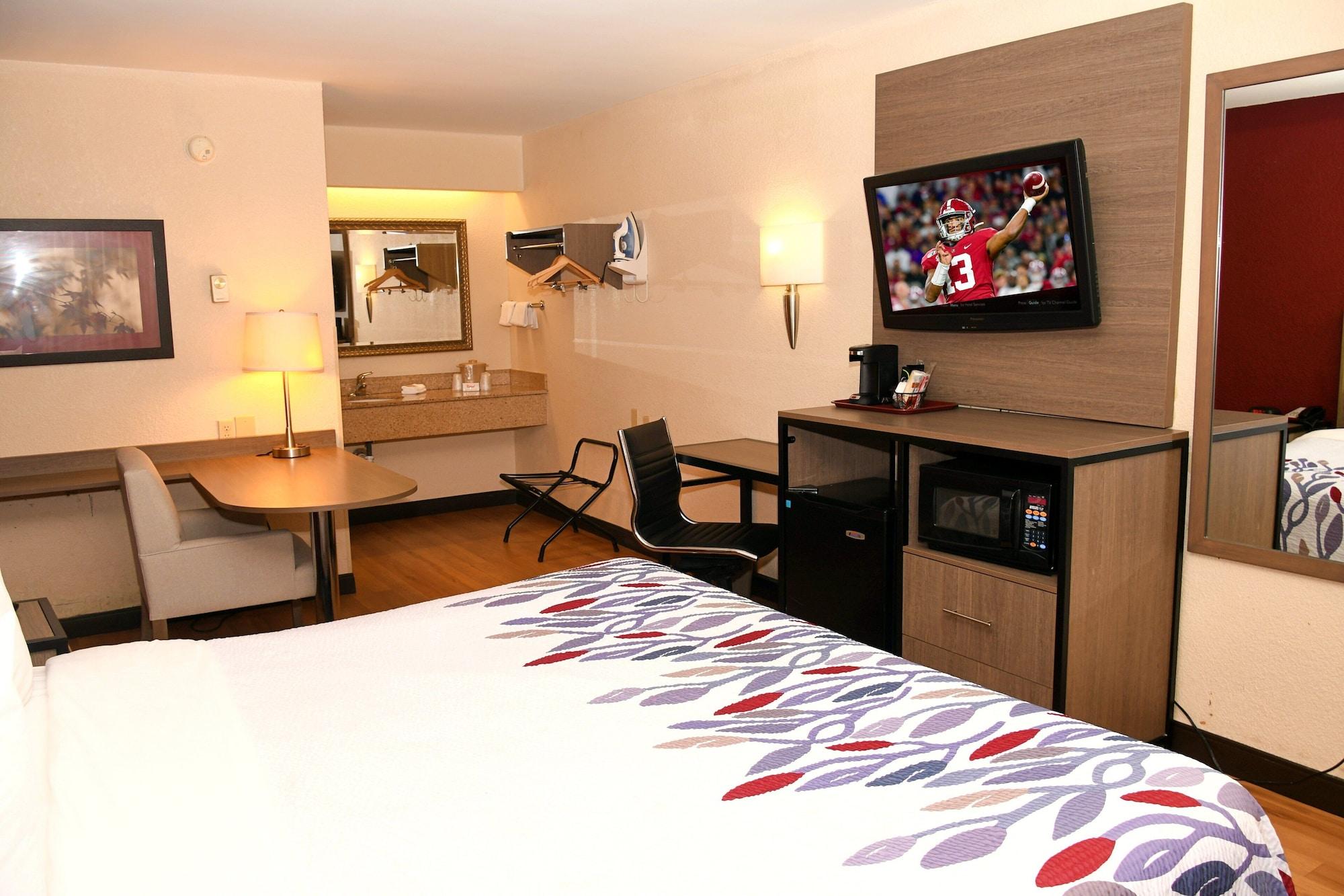Red Roof Inn Richmond South Экстерьер фото
